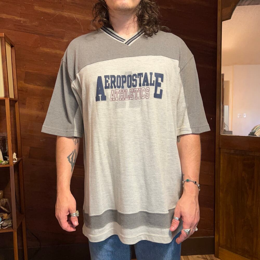 VINTAGE 90s Aeropostale V Neck T-Shirt Size L Soccer Jersey Style Grey